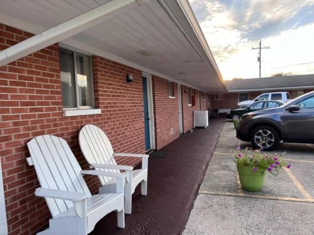 Travelers Inn Olney Exterior photo
