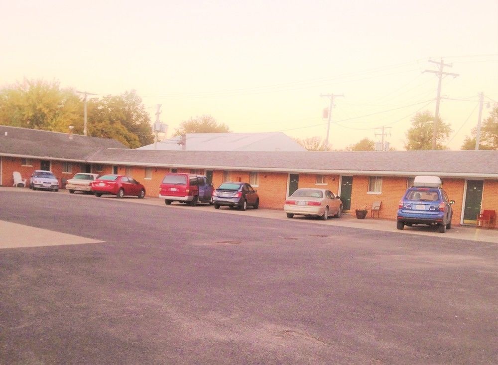 Travelers Inn Olney Exterior photo