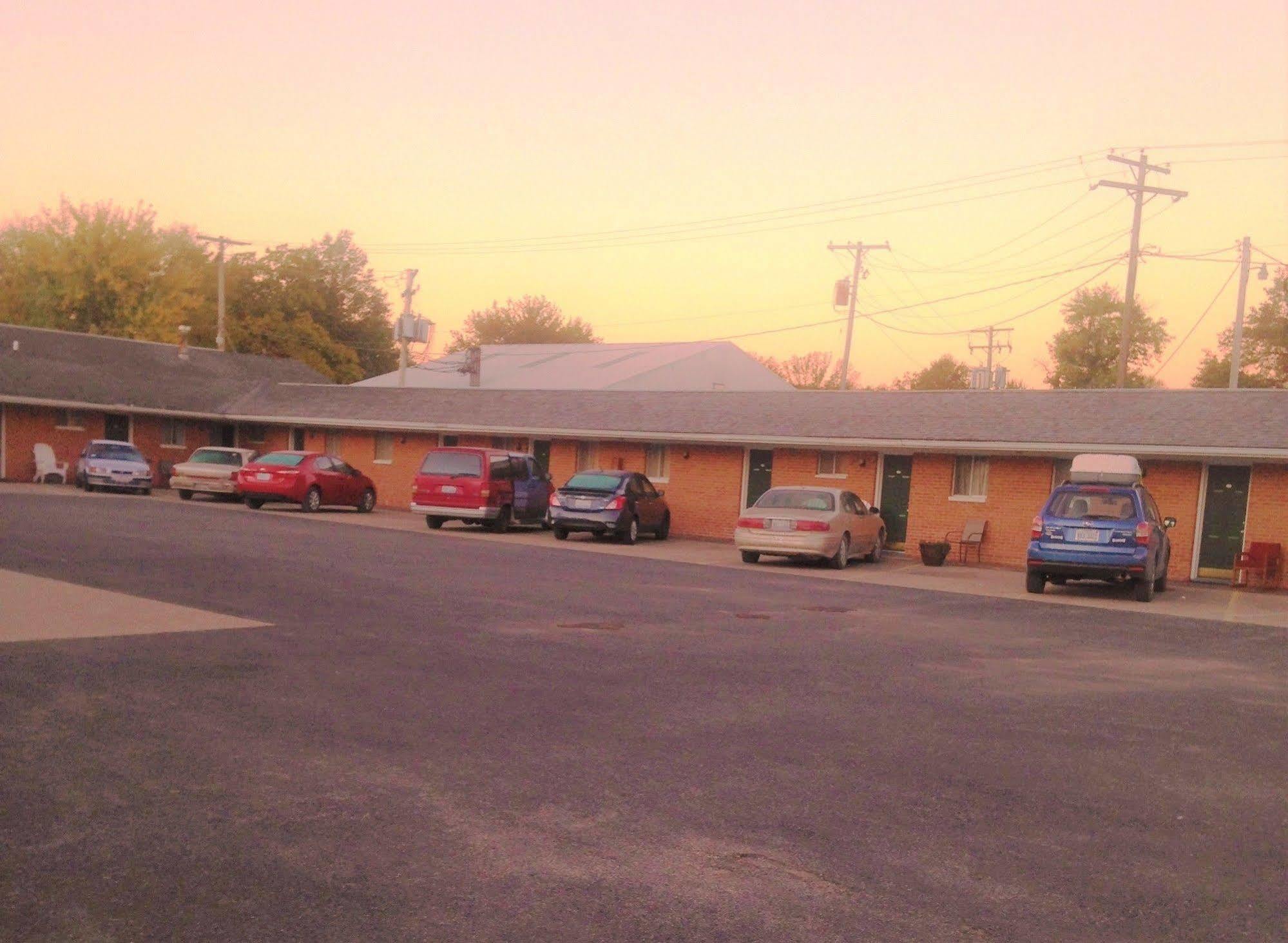 Travelers Inn Olney Exterior photo